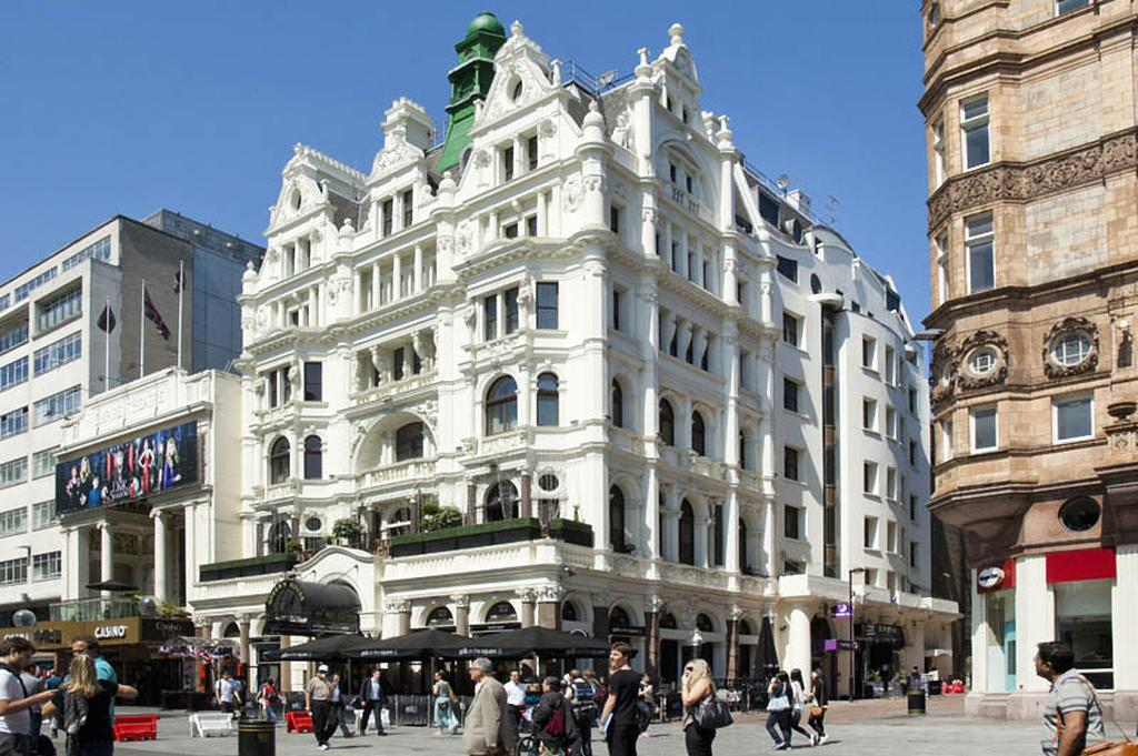 London’s Premier Casino Hotel Breakfast Spots